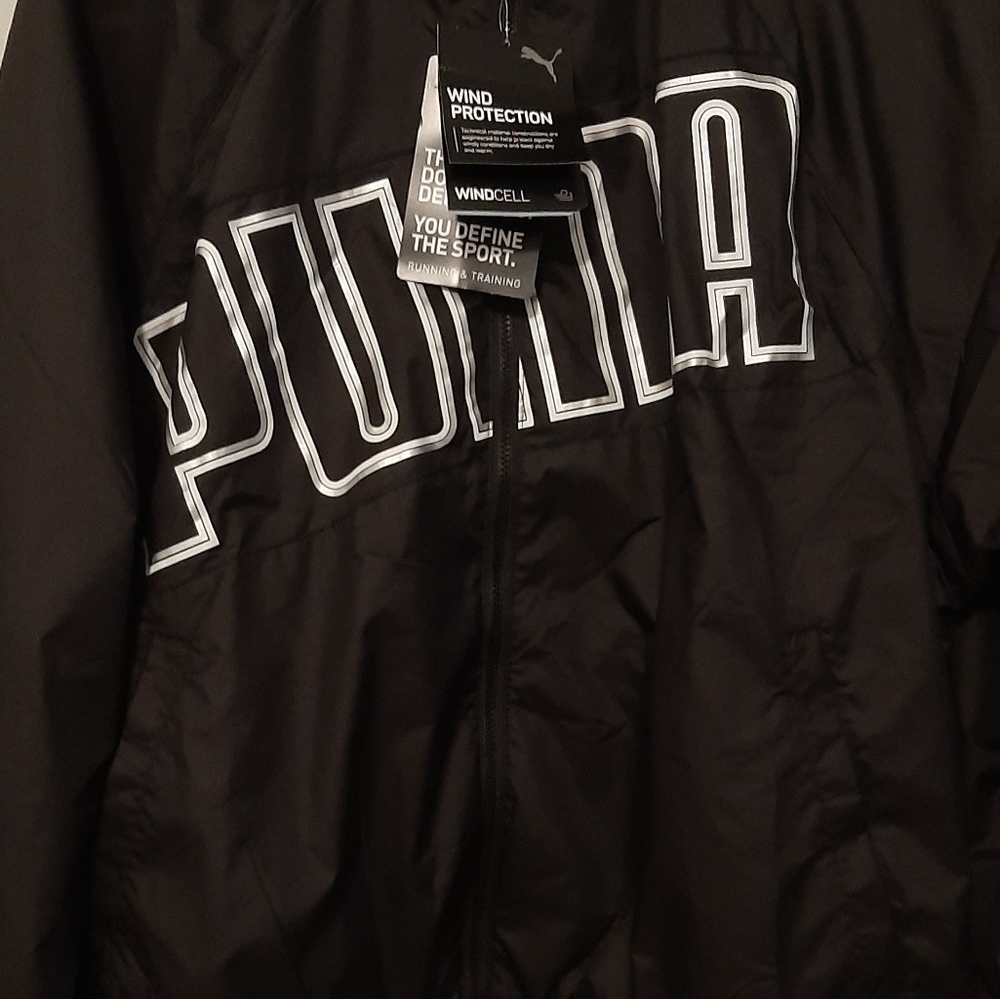 Puma - Picture 3 of 3